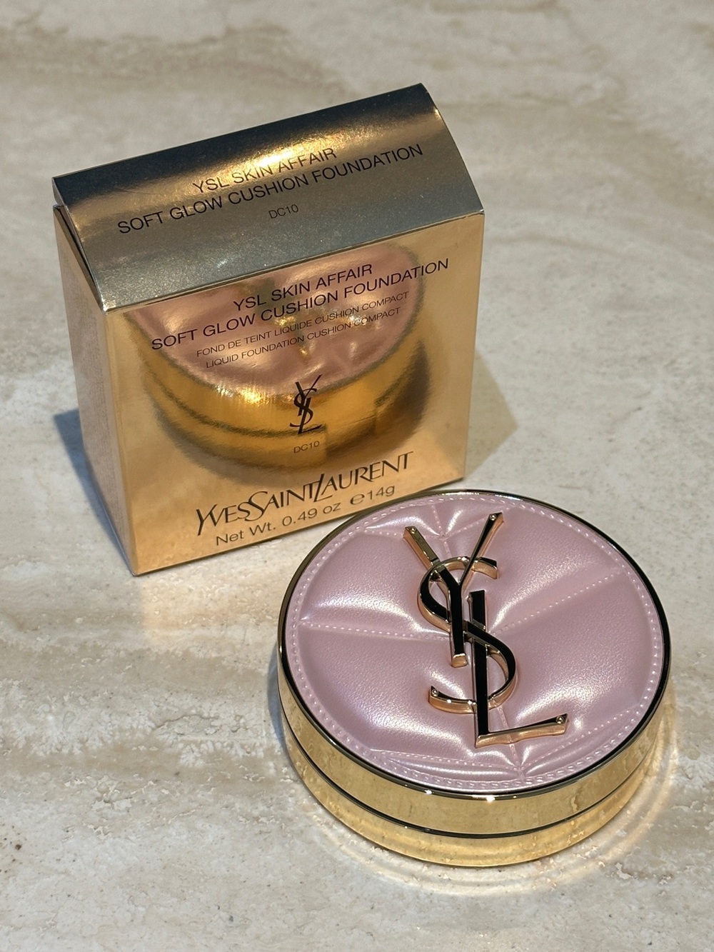 Yves Saint Laurent Skin Affair Soft Glow Cushion Foundation DC10